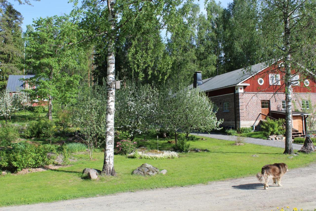 Nukula Guestrooms Oravasaari Esterno foto